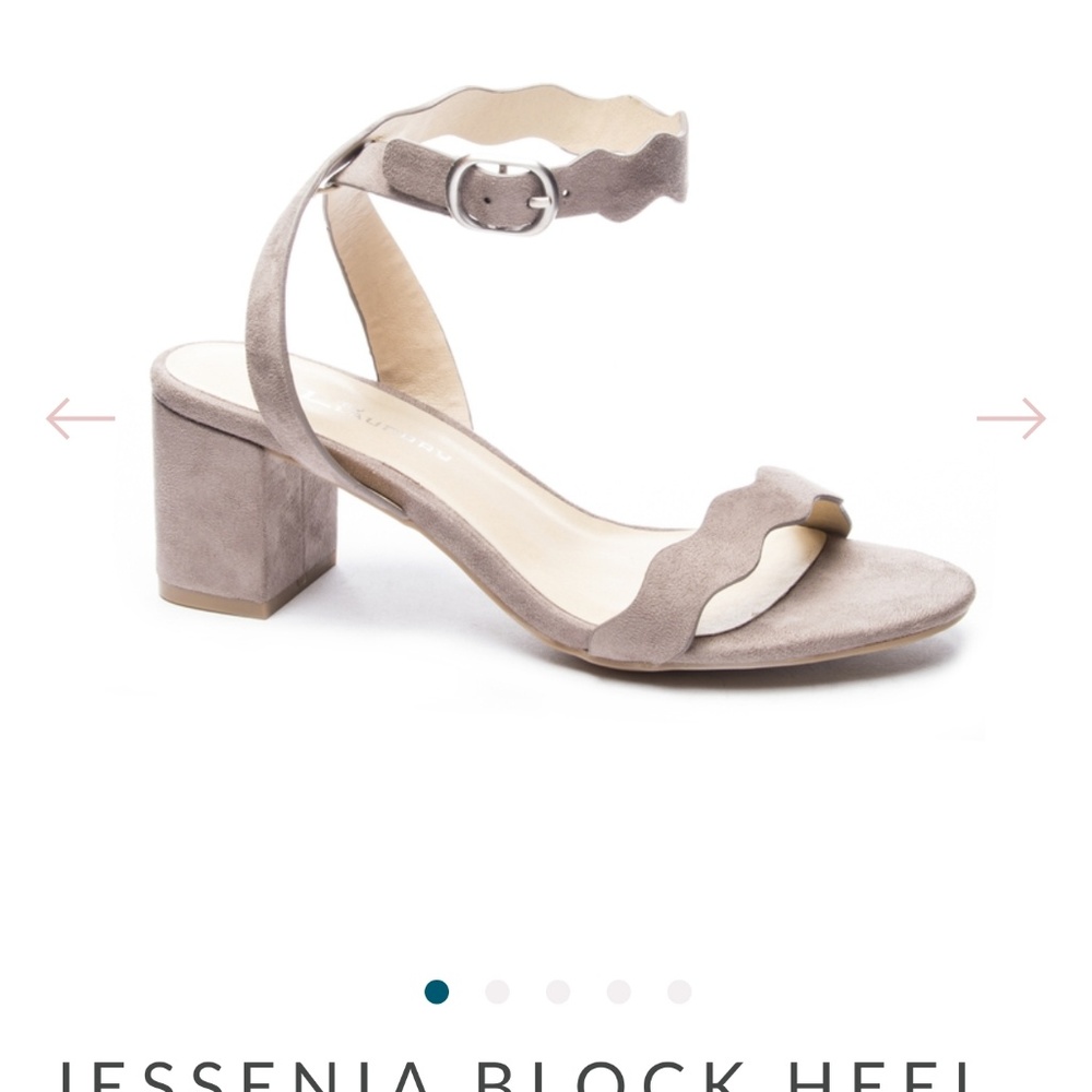 cl by laundry jessenia sandal